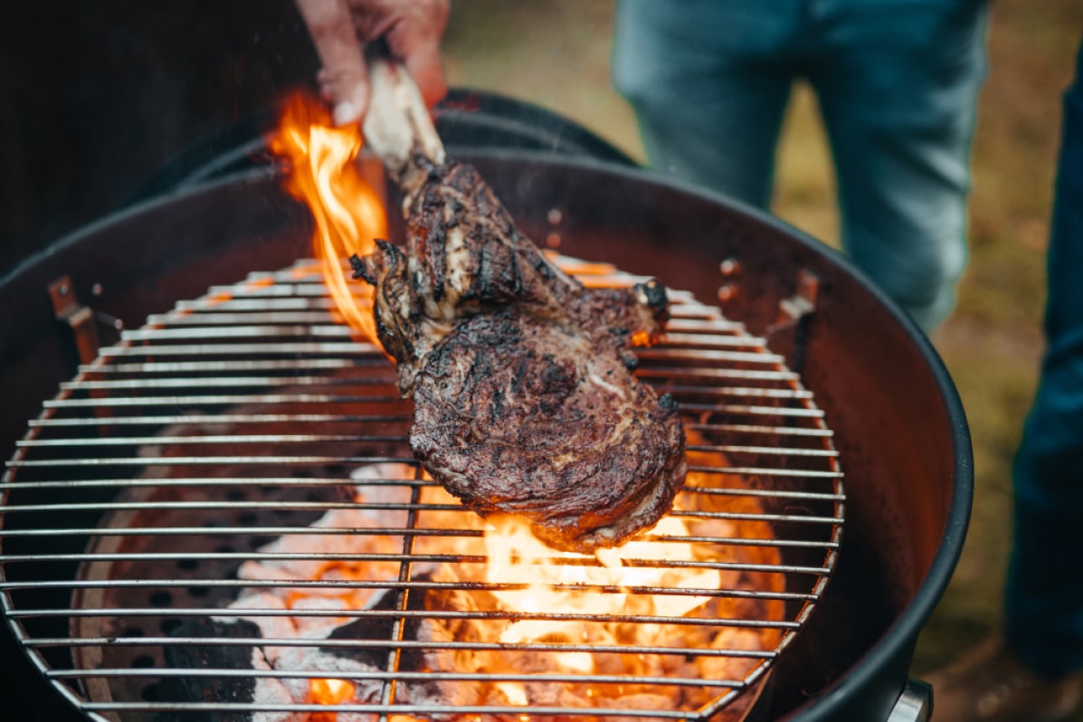 XXL TOMAHAWK ON FIRE - KLAUWE BBQ